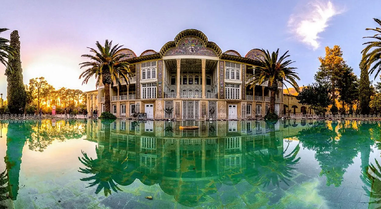 Shiraz-gardens.jpg